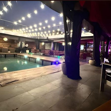 Mai Hotel Conakry Buitenkant foto